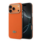 __vg|Turuncu|0|3666339611347-01|Apple iPhone 17 Pro Max Kılıf Lacoste Orjinal Lisanslı MagSafe Şarj Özellikli PVC Yarı Pike Desenli Arka Yüzey İkonik Timsah Dokuma Logolu Kapak