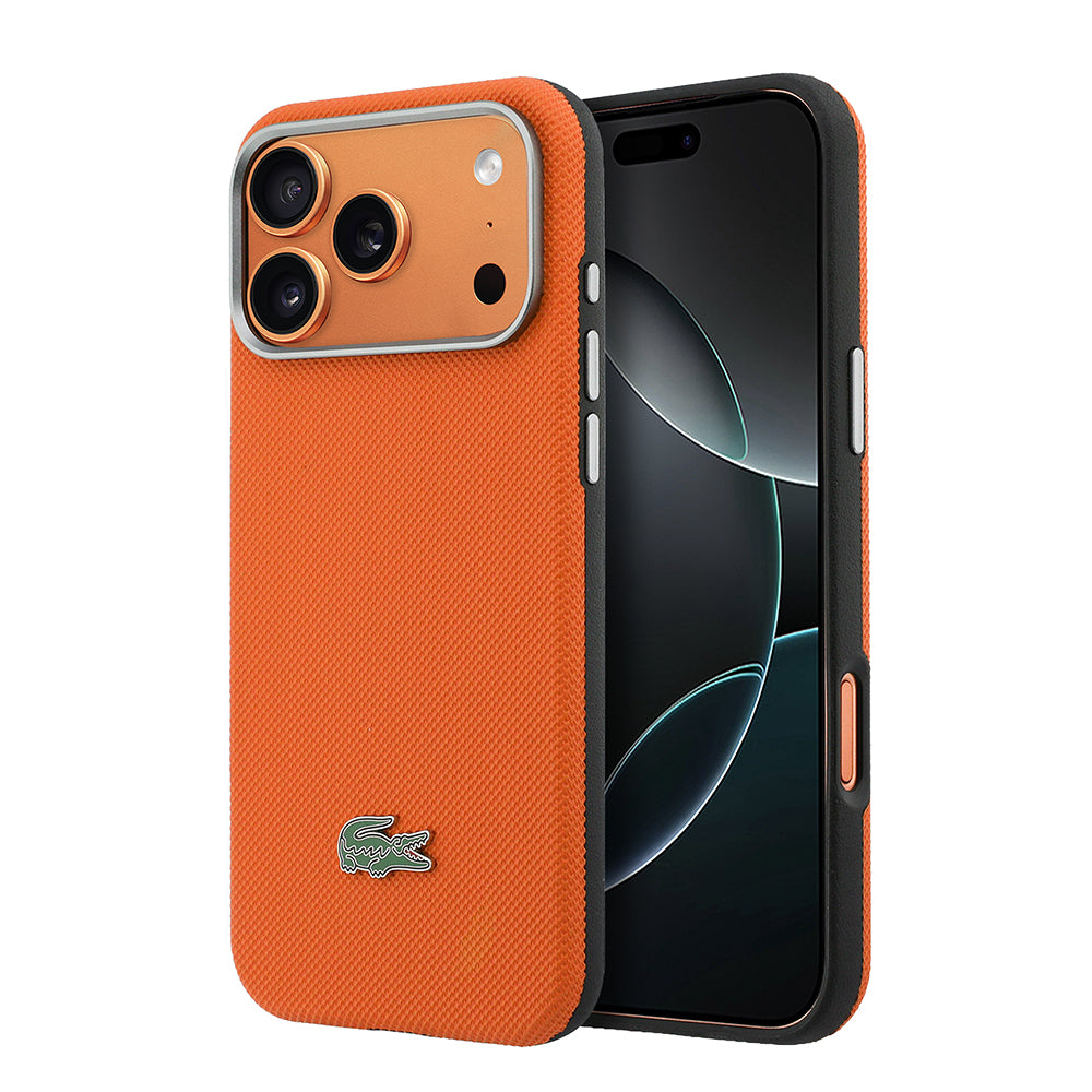 __vg|Turuncu|0|3666339611347-01|Apple iPhone 17 Pro Max Kılıf Lacoste Orjinal Lisanslı MagSafe Şarj Özellikli PVC Yarı Pike Desenli Arka Yüzey İkonik Timsah Dokuma Logolu Kapak