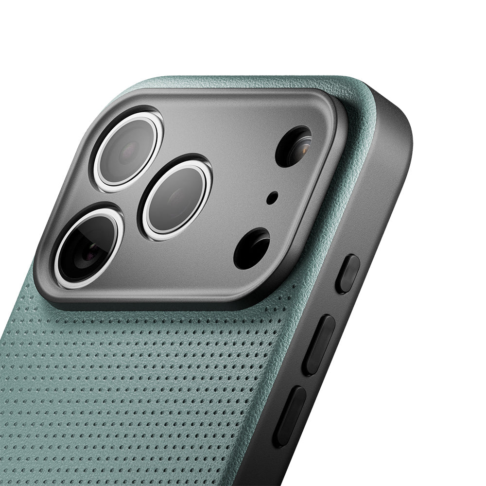 Apple iPhone 18 Pro Max Kılıf MagSafe Şarj Özellikli Deri Dokulu Native Union 2025 Active Serisi Kapak - Yeşil