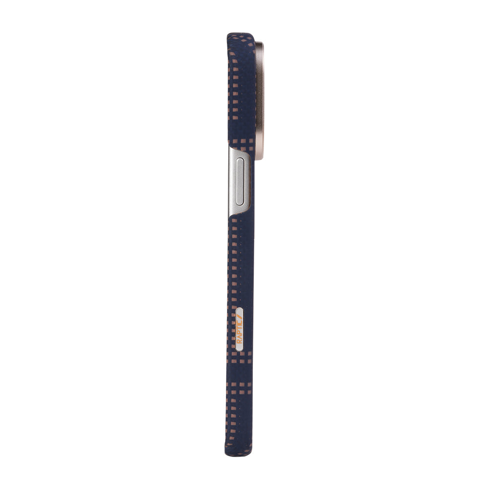 __vg|Lacivert|2|6978373651300-03|Apple iPhone 17 Pro Max Kılıf MagSafe Şarj Özellikli Raptic Aramid Skin Serisi Karbon Kapak