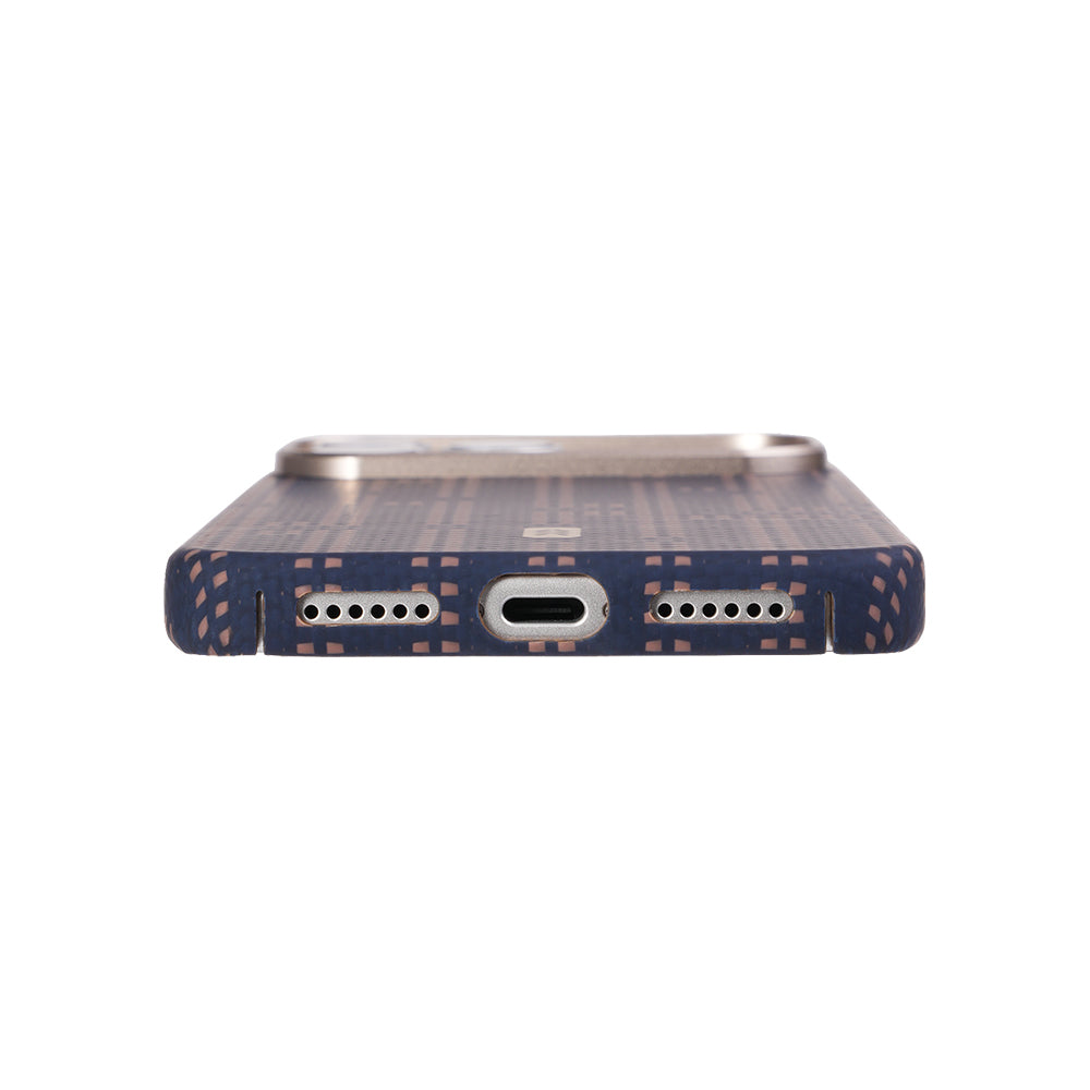 __vg|Lacivert|4|6978373651300-05|Apple iPhone 17 Pro Max Kılıf MagSafe Şarj Özellikli Raptic Aramid Skin Serisi Karbon Kapak