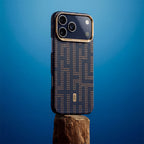 __vg|Lacivert|9|6978373651300-10|Apple iPhone 17 Pro Max Kılıf MagSafe Şarj Özellikli Raptic Aramid Skin Serisi Karbon Kapak