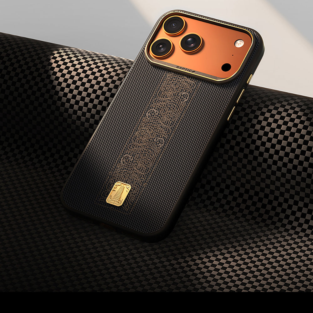 __vg|Siyah|9|6978373652000-10|Apple iPhone 17 Pro Max Kılıf MagSafe Şarj Özellikli Raptic Aramid Dual Rise Serisi 24 Ayar Altın Kaplamalı Karbon Kapak