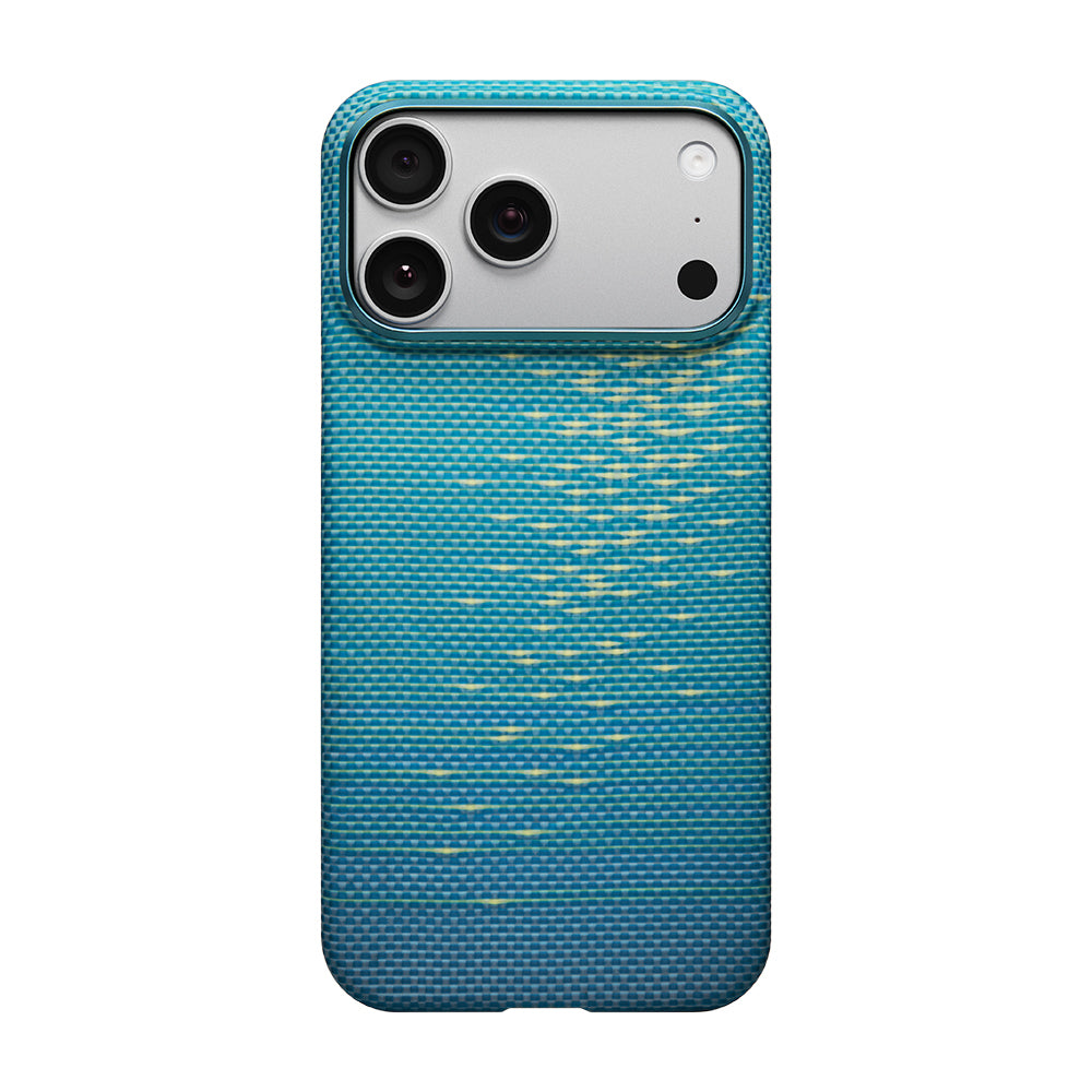 __vg|Mavi|0|741654368060-01|Apple iPhone 17 Pro Kılıf M-safe Şarj Özellikli Aramid Karbon Fiber Pitaka Glints of Gold Ultra Slim Serisi Kapak