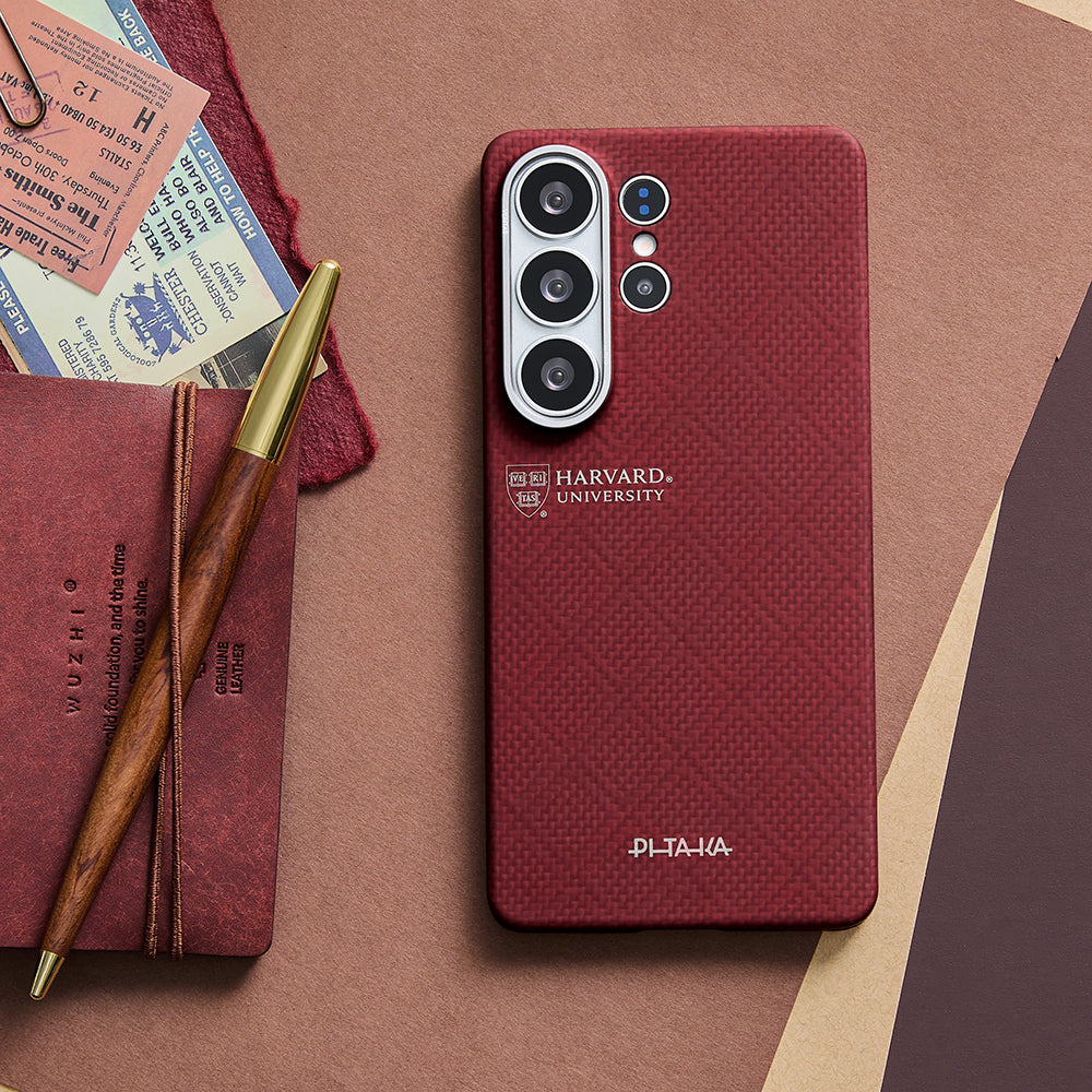 __vg|Kırmızı|8|741654368862-09|Galaxy S26 Ultra Kılıf M-safe Şarj Özellikli Aramid Karbon Fiber Pitaka Harvard University Serisi Kapak