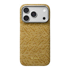 Apple iPhone 18 Pro Max Kılıf MagSafe Şarj Özellikli Aramid Karbon Fiber Pitaka Wind Over Wheat Serisi Kapak - Gold