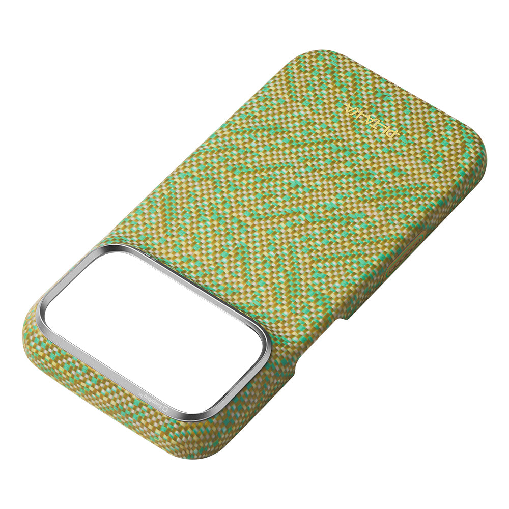 Apple iPhone 18 Pro Max Kılıf MagSafe Şarj Özellikli Aramid Karbon Fiber Pitaka Wind Over Wheat Serisi Kapak - Sarı-Yeşil