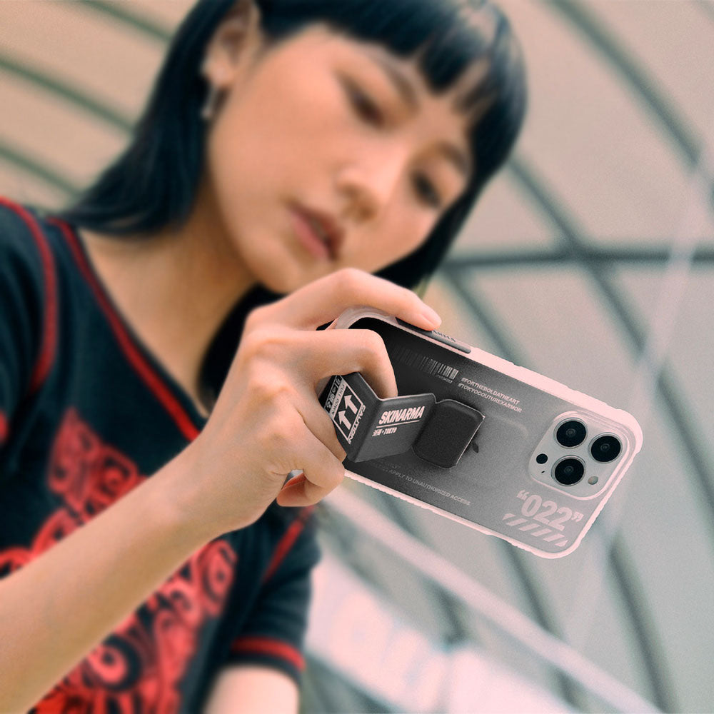 __genel|9|apple-iphone-13-pro-max-kilif-skinarma-standli-seffaf-tasarimli-taihi-kobai-kapak-10|Apple iPhone 13 Pro Max Kılıf SkinArma Standlı Şeffaf Tasarımlı Taihi Kobai Kapak