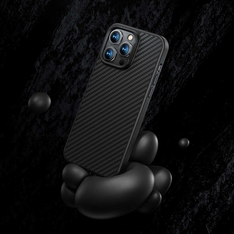 __genel|4|apple-iphone-14-pro-max-kilif-karbon-fiber-benks-civilian-aramid-protective-kapak-05|Apple iPhone 14 Pro Max Kılıf Karbon Fiber Benks Civilian Aramid Protective Kapak