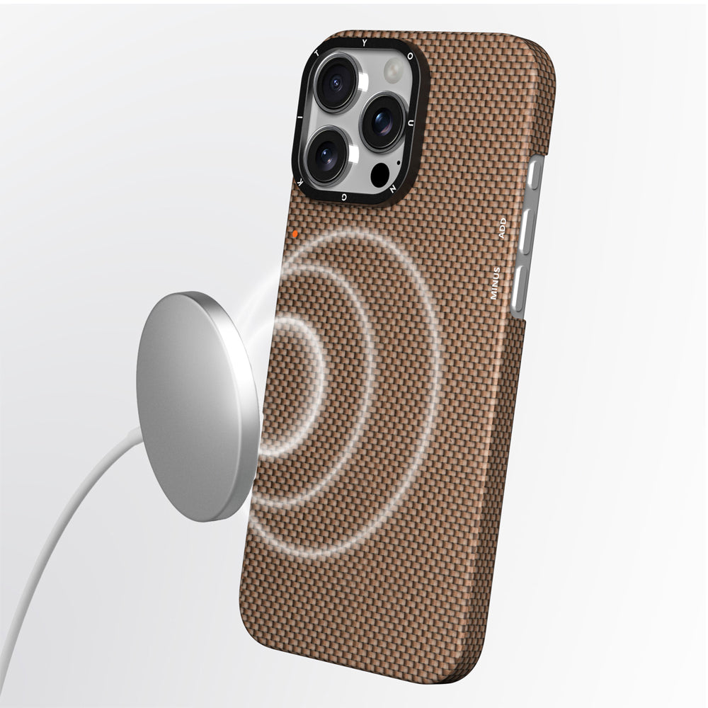 __genel|2|apple-iphone-16-pro-max-kilif-m-safe-sarj-ozellikli-aramid-fiber-youngkit-1500d-extreme-wing-titanyum-gold-serisi-kapak-03|Apple iPhone 16 Pro Max Kılıf MagSafe Şarj Özellikli Aramid Fiber Youngkit 1500D Extreme Wing Titanyum-Gold Serisi Kapak