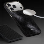 __genel|19|apple-iphone-17-pro-max-kilif-m-safe-sarj-ozellikli-benks-armorpro-armorgrid-serisi-kevlar-karbon-kapak-20|Apple iPhone 17 Pro Max Kılıf MagSafe Şarj Özellikli Benks ArmorPro ArmorGrid Serisi Kevlar Karbon Kapak