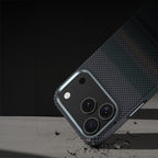 __genel|7|apple-iphone-17-pro-max-kilif-m-safe-sarj-ozellikli-karbon-fiber-tasarimli-benks-aurora-armorpro-kevlar-kapak-08|Apple iPhone 17 Pro Max Kılıf MagSafe Şarj Özellikli Karbon Fiber Tasarımlı Benks Aurora ArmorPro Kevlar Kapak