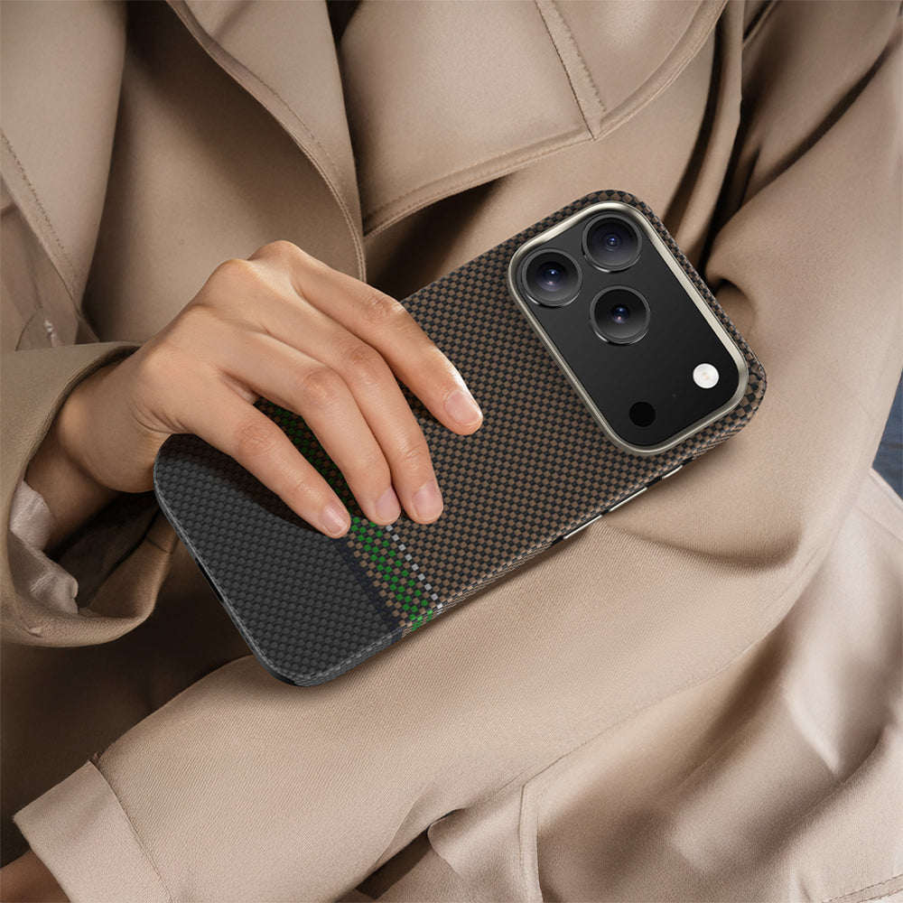 __genel|6|apple-iphone-17-pro-max-kilif-m-safe-sarj-ozellikli-karbon-fiber-tasarimli-benks-prestige-armorpro-kevlar-kapak-07|Apple iPhone 17 Pro Max Kılıf MagSafe Şarj Özellikli Karbon Fiber Tasarımlı Benks Prestige ArmorPro Kevlar Kapak