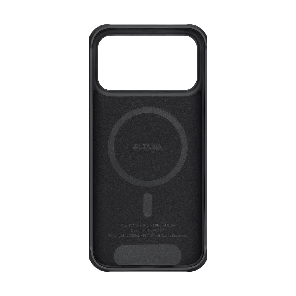 __genel|2|apple-iphone-17-pro-max-kilif-m-safe-sarj-ozellikli-pitaka-aramid-pro-guard-serisi-black-gray-karbon-kapak-03|Apple iPhone 17 Pro Max Kılıf MagSafe Şarj Özellikli Pitaka Aramid Pro Guard Serisi Black-Gray Karbon Kapak