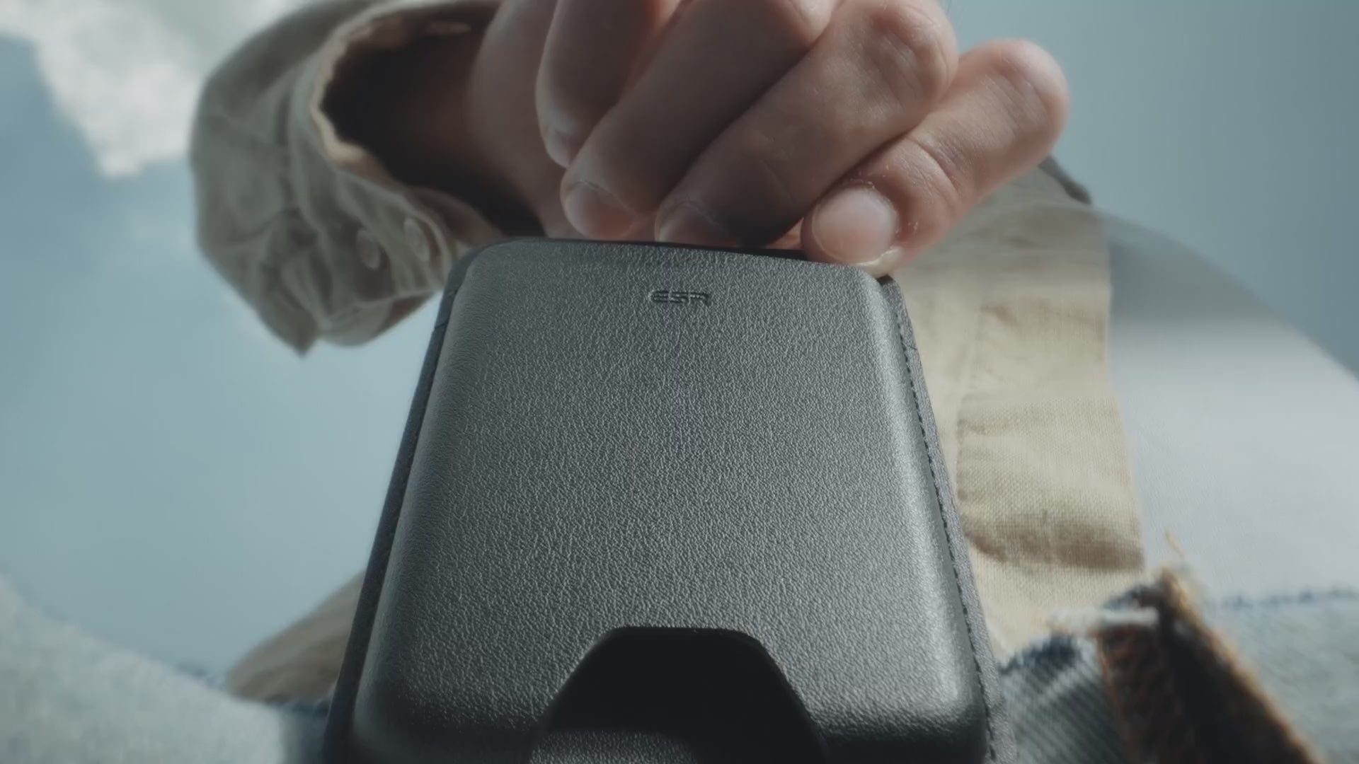 ESR MagSafe RFID Cüzdan (5 Kart)